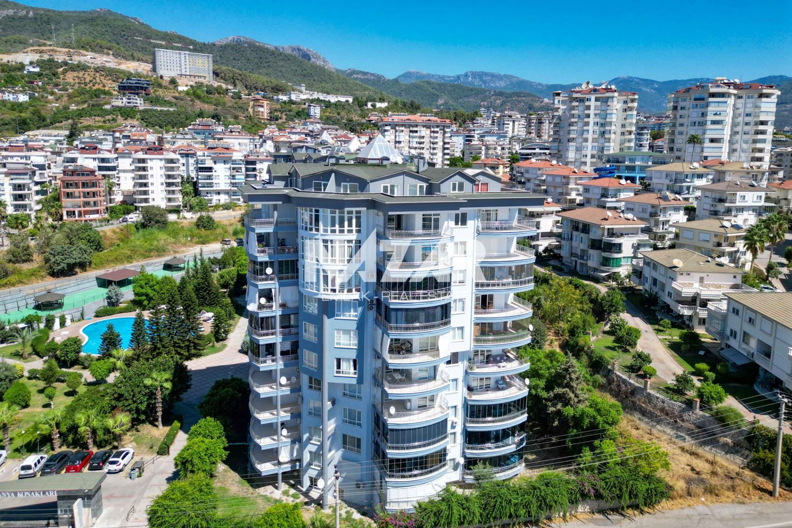 Alanya Cikcilli’de Satılık 4+1 Dubleks Daire - 200 m2 · 2