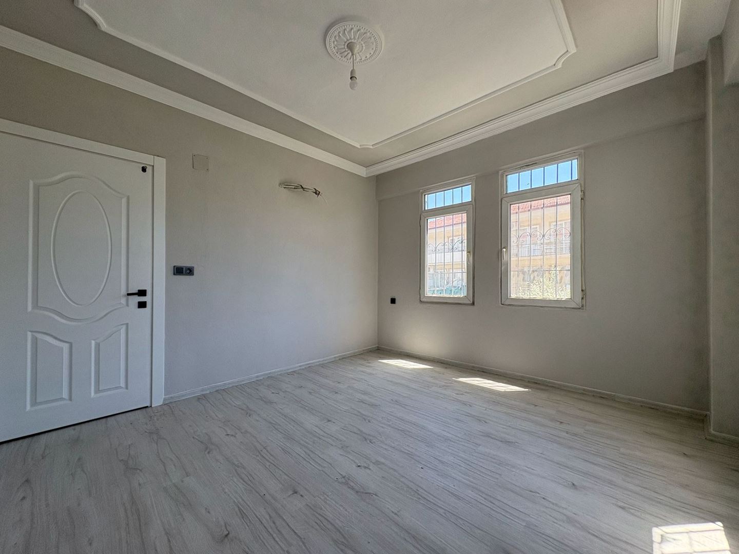 Property-photo