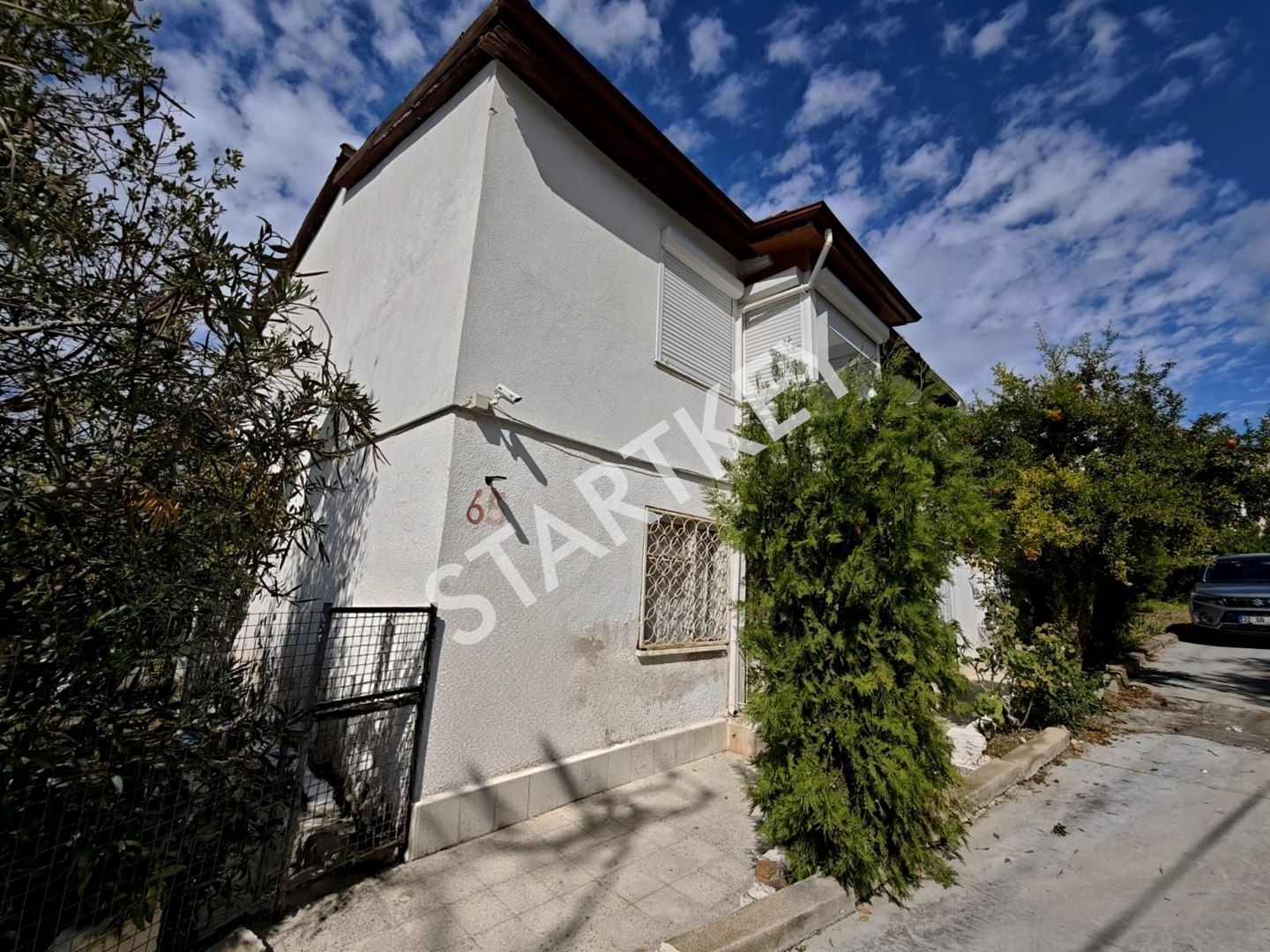 Property-photo