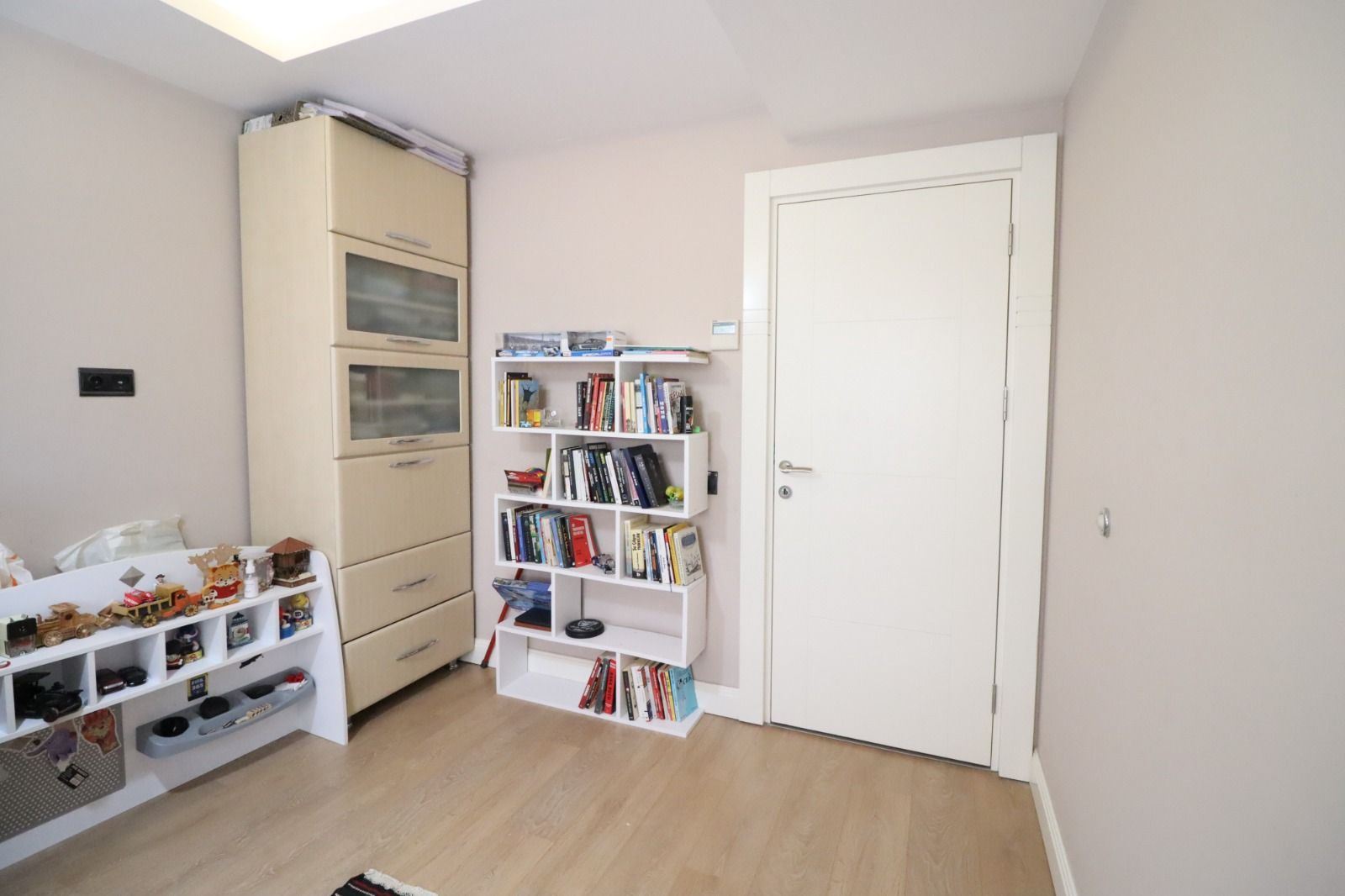 Property-photo