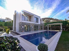 Bodrum Yalıkavak'ta 3+1 Özel Havuzlu Müstakil Villa