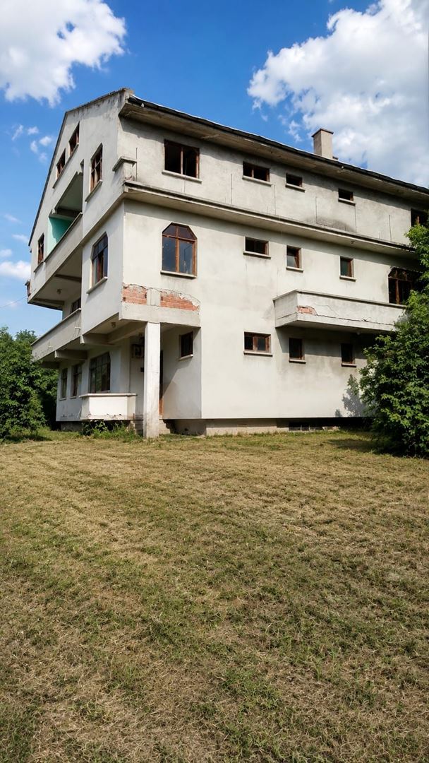 Property-photo