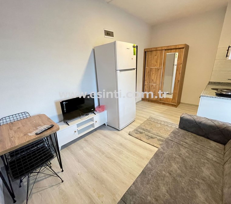 Maltepe Metro Yakını Eşyalı 1+0 Kiralık Daire (Faturalar Dahil)