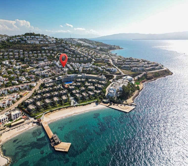 Turgutreis Swiss Otel arkasında tamamen yenilenmiş 2 + 1 bahçeli dubleks