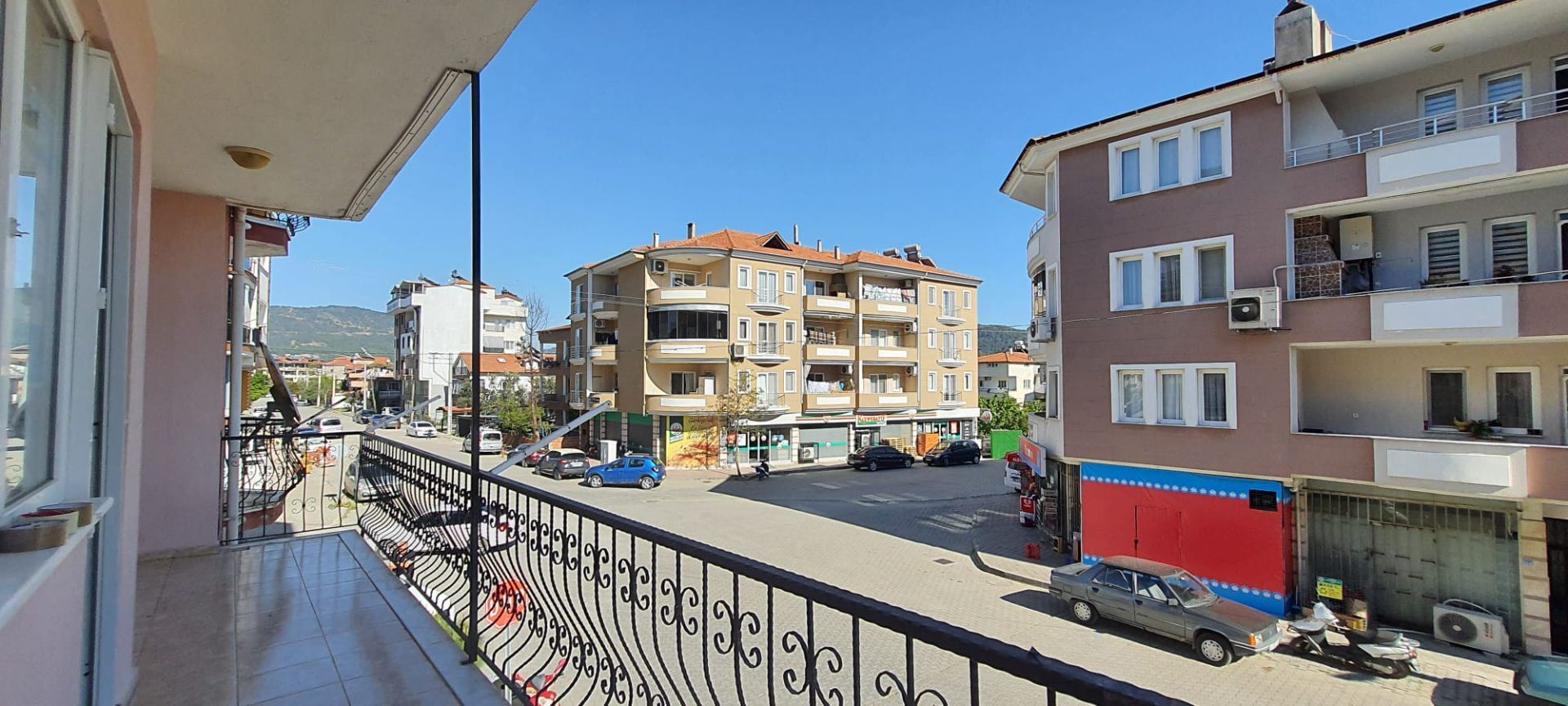 Property-photo