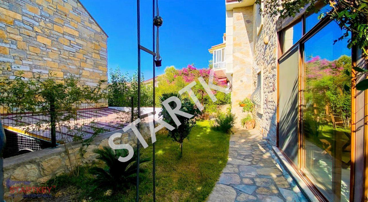 Property-photo