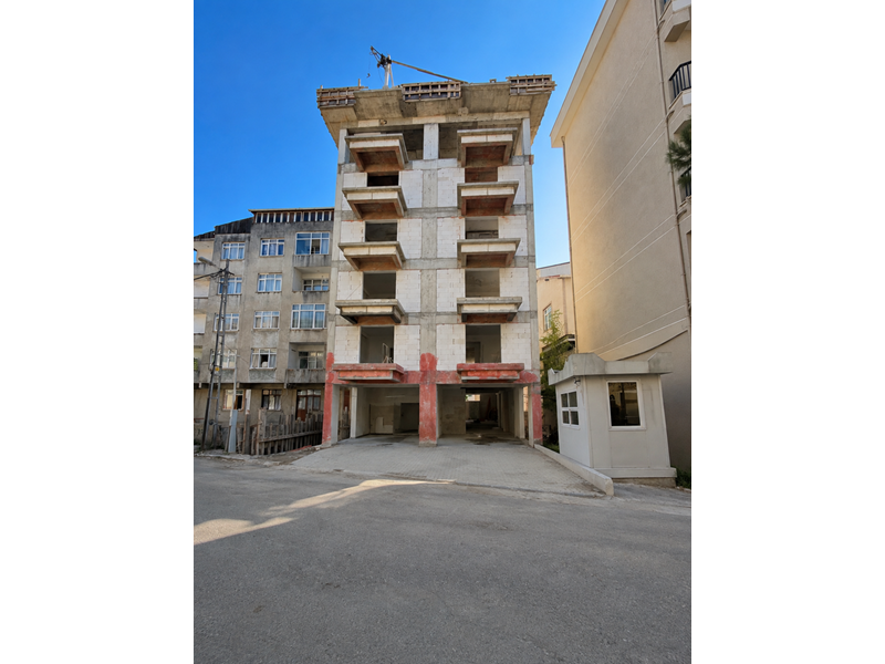 İçmeler MARMARA ' YA yakın ebeveyn banyolu 3+1 satılık daire