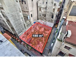 BEYOĞLU İSTİKLAL'DE 180 m² SATILIK ARSA