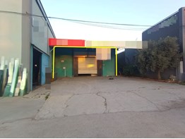 KARATAŞ CADDESİ ÜZERİ ULAŞIMI KOLAY 700 M2 KİRALIK DEPO İŞYERİ