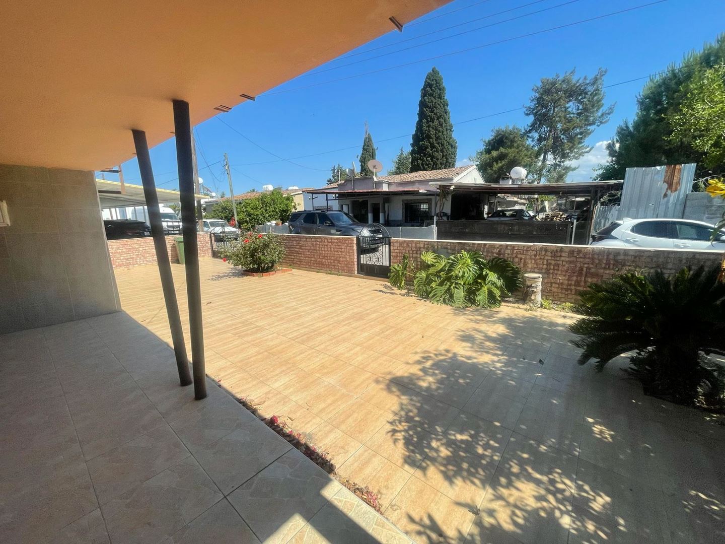 Property-photo