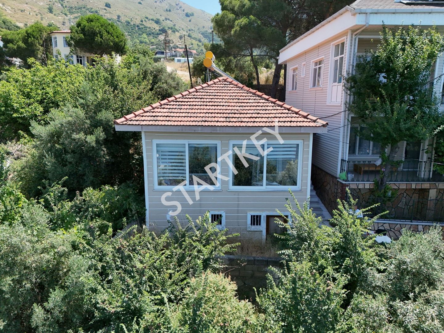 Property-photo