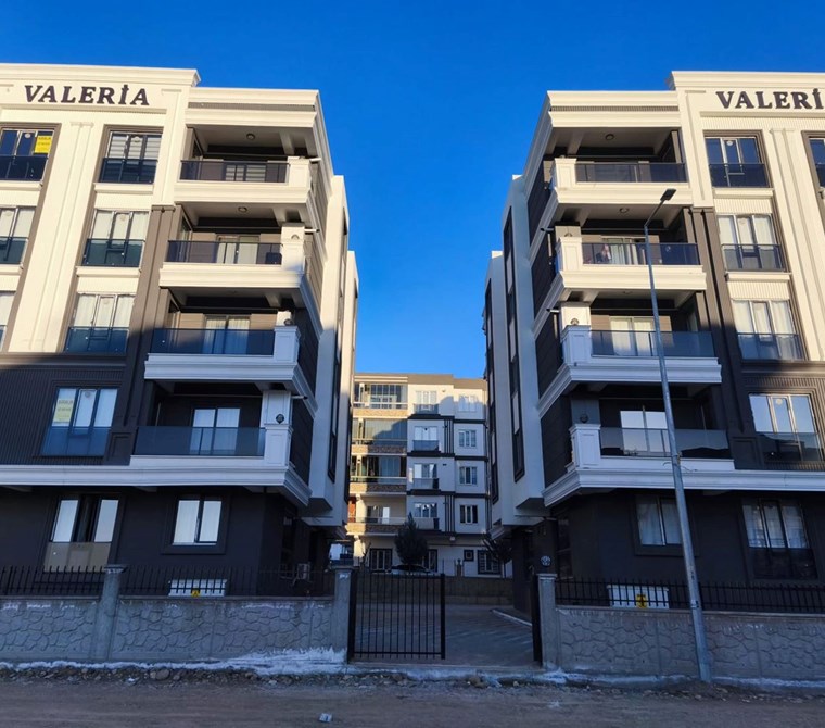 EMLAK 72 DEN GÜLTEPE'DE KİRALIK 2+1 LÜKS SIFIR DAİRE