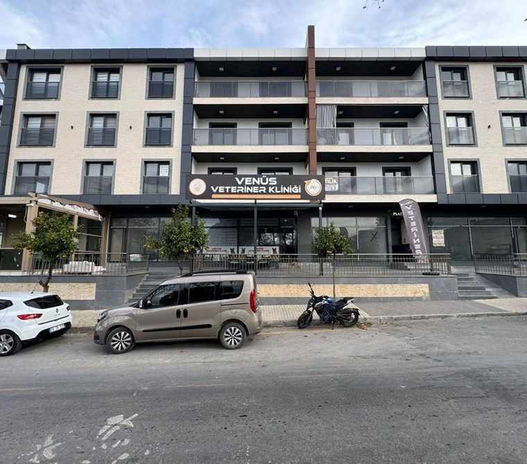 DAVUTLAR SAĞLIK OCAĞI KARŞISI DENİZ MANZARALI 2+1 SIFIR DAİRE