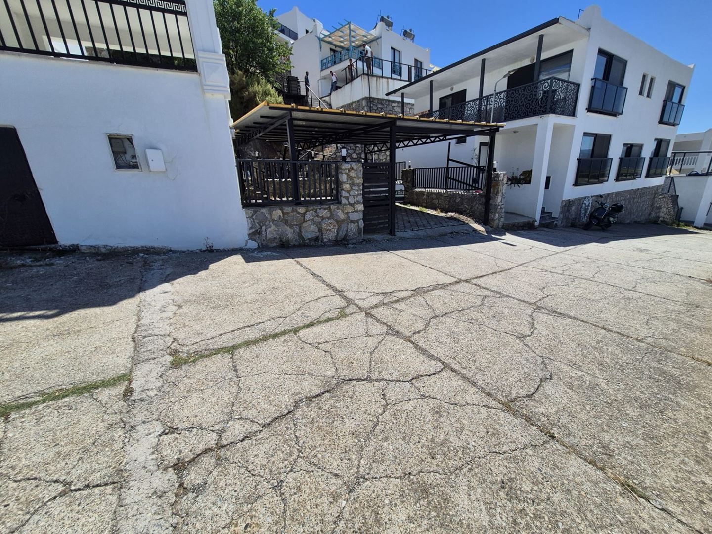 Property-photo