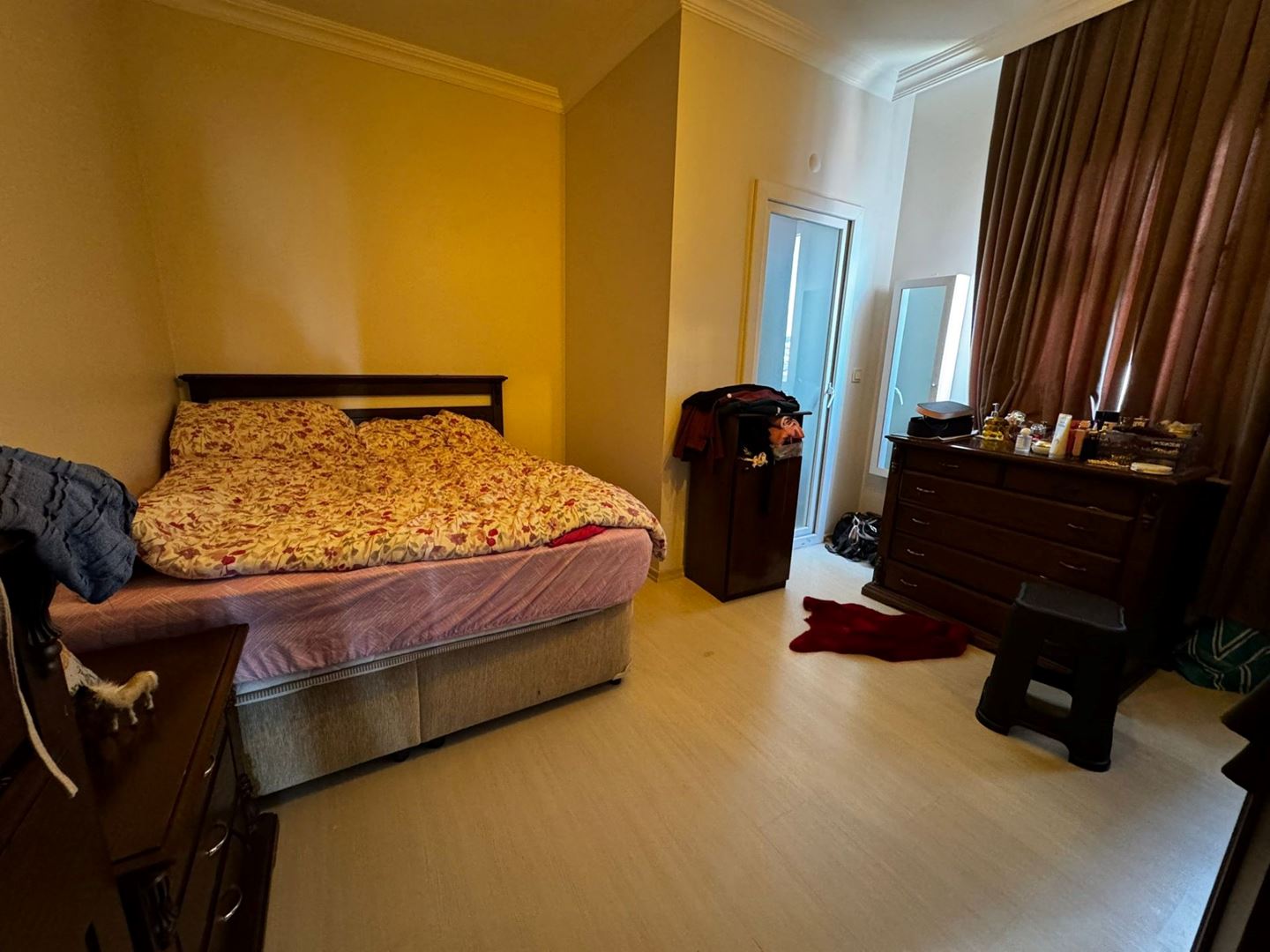 Property-photo