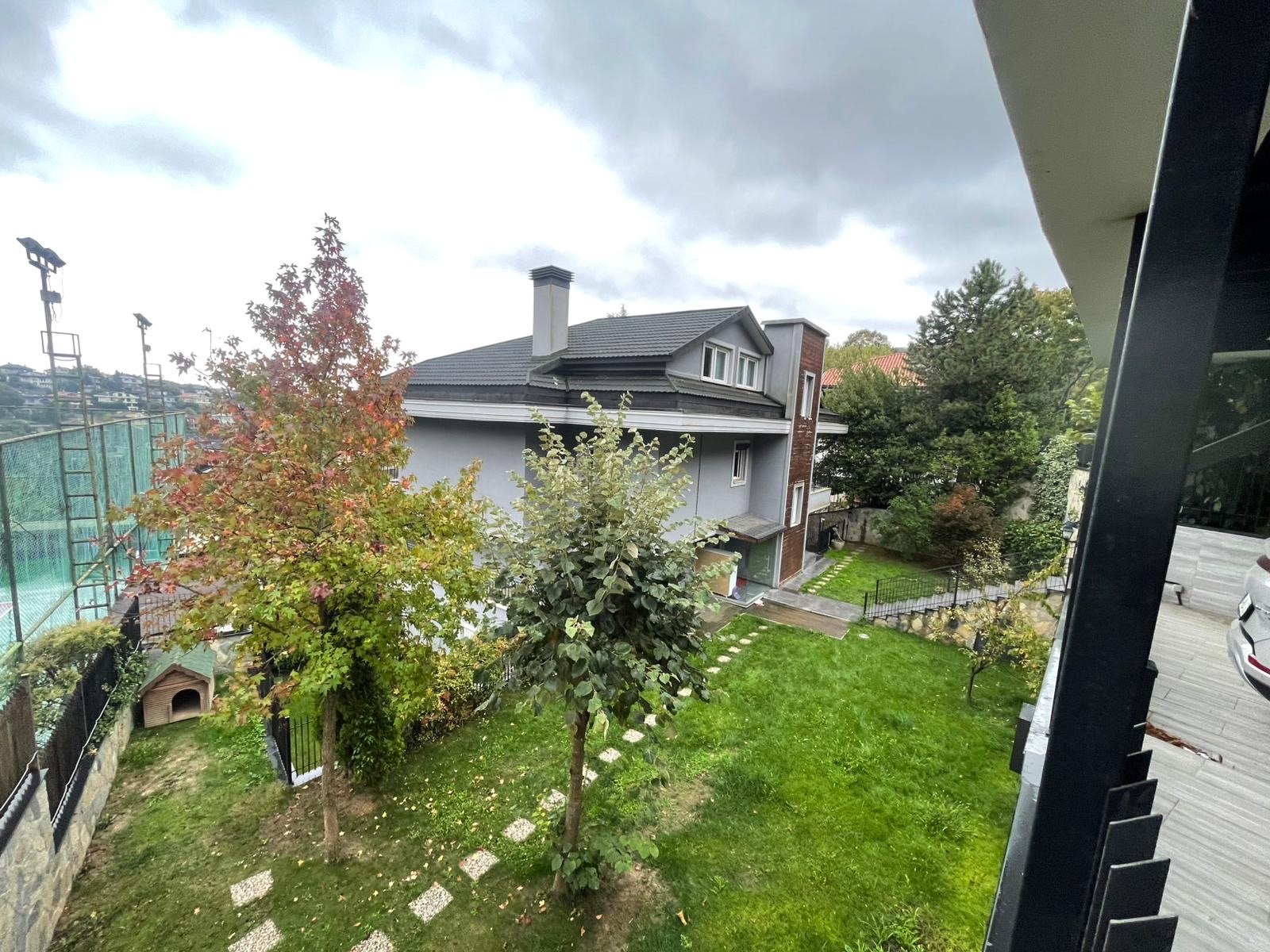 Property-photo