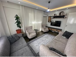 GÜMÜŞÇAYDA 2+1 SIFIR AYARINDA KAYMAKAMLIĞA YAKIN 4 YILLIK DAİRE