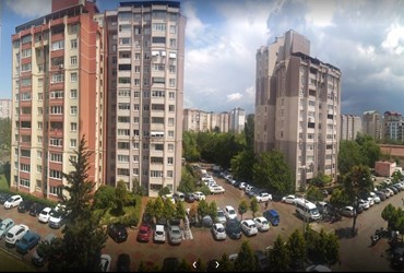 BEYLİKDÜZÜ CUMHURİYET MAH. BASINDOĞA SİTESİNDE 140 M2 DAİRE