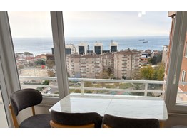 TEKIRDAĞ HÜRRİYET MAHALLESİNDE SATILIK 3+1 DAİRE – DENİZ MANZARALI VE YENILENMİŞ