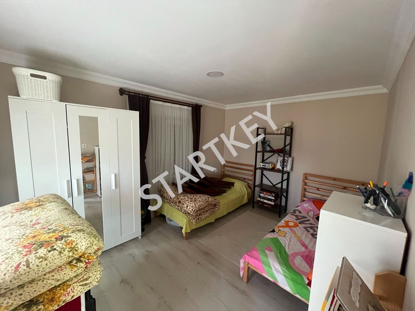 Property-photo