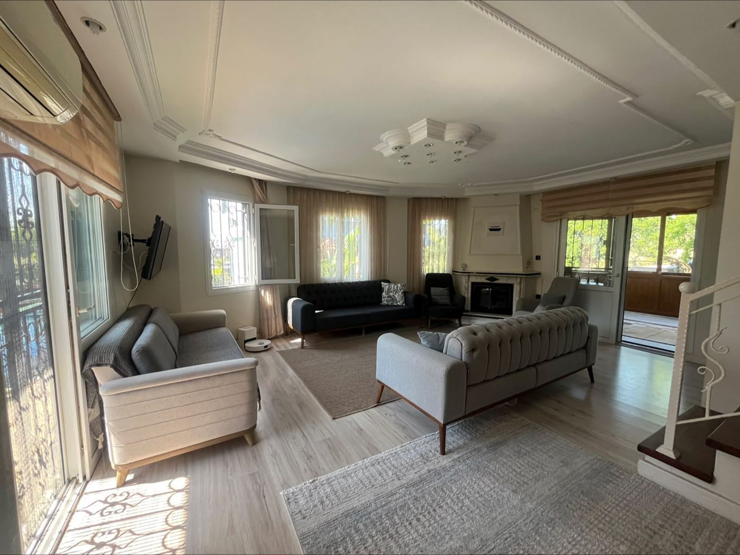Property-photo