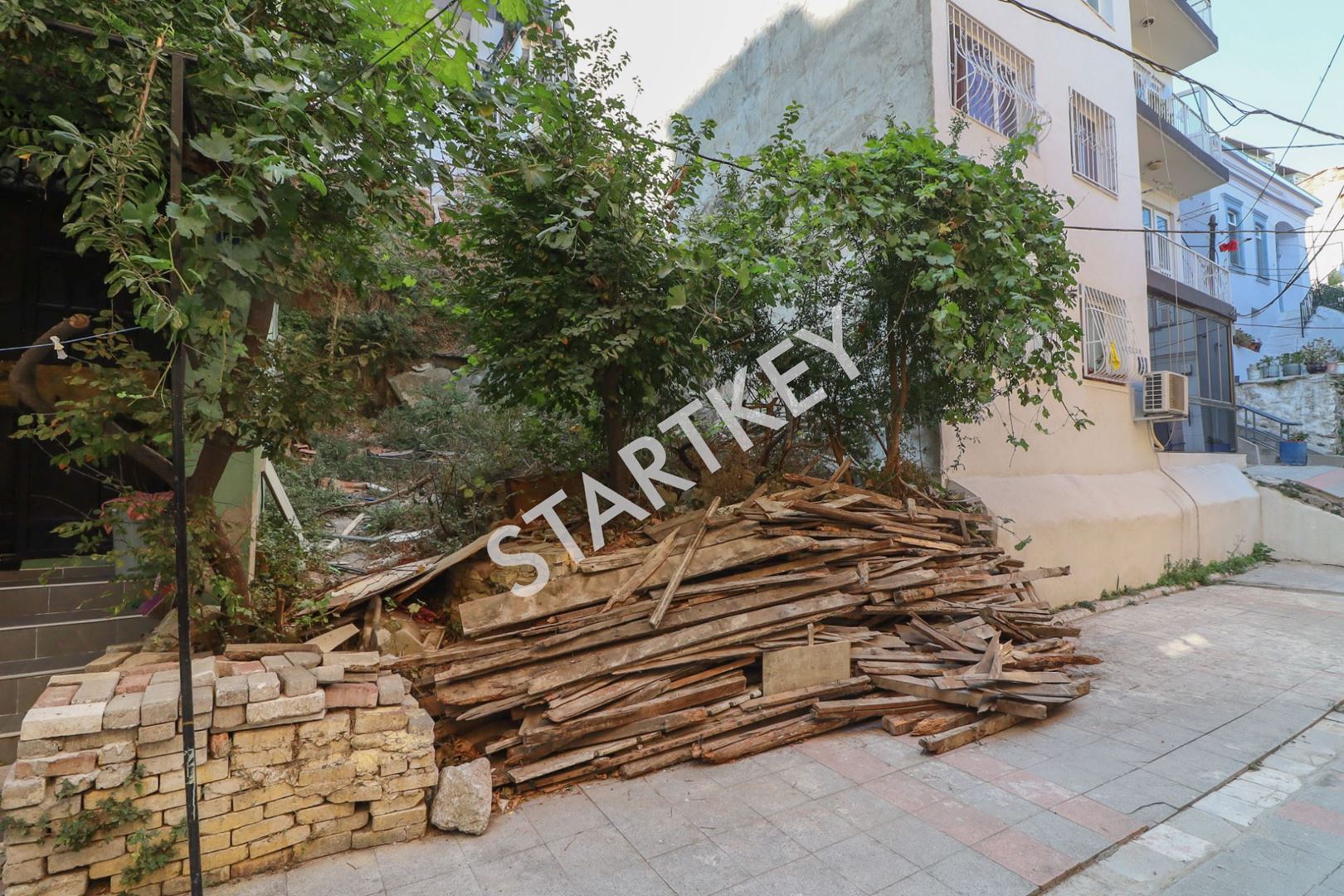 Property-photo