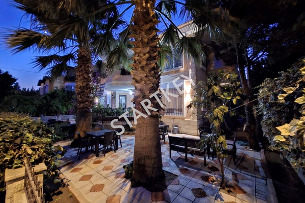 Property-photo