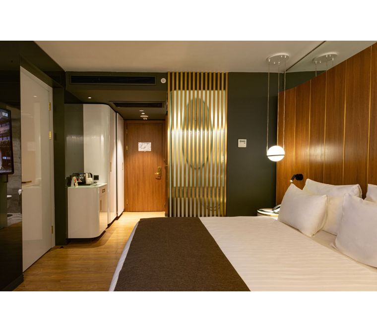 Hotel for sale in Mecidiyekoy 127 rooms