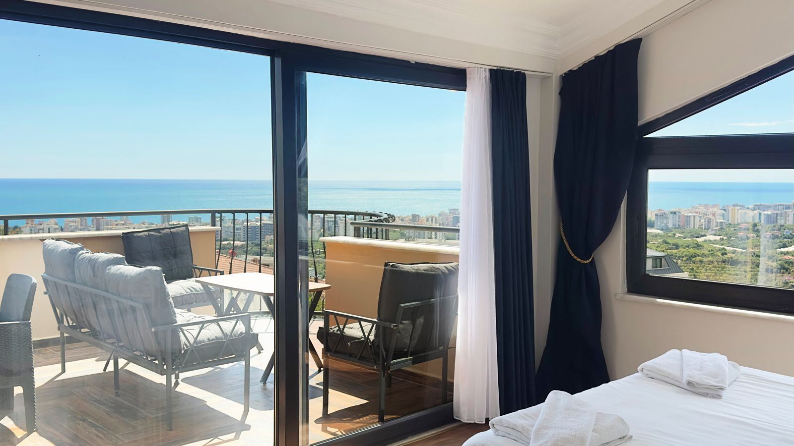 ALANYA GOLD CİTY 2+1 FULL DENİZ VE KALE MANZARALI PENTHOUSE · 27 · Fotoğraflar