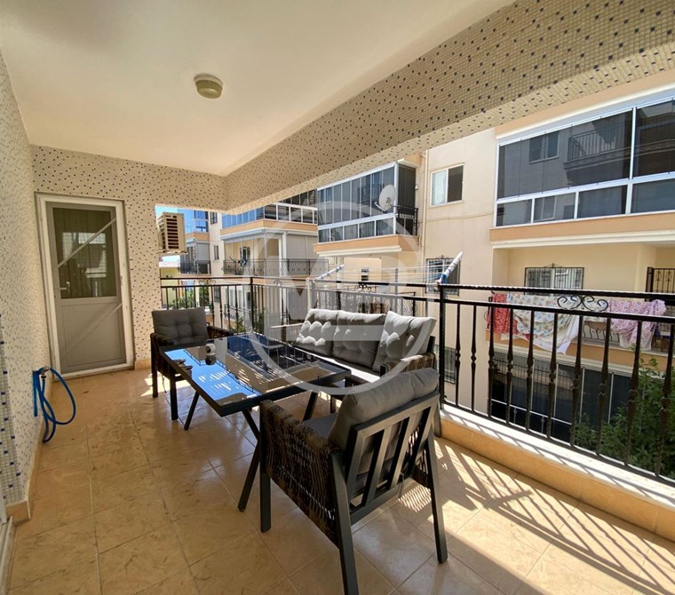 DİDİM DENİZE YAKIN SİTE İÇİNDE GENİŞ BALKONLU EŞYALI 2+1 DAİRE