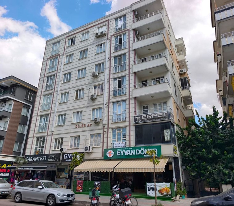Emlak 72'den GAP Mah. Cafeler Caddesinde SATILIK 1+1 DAİRE