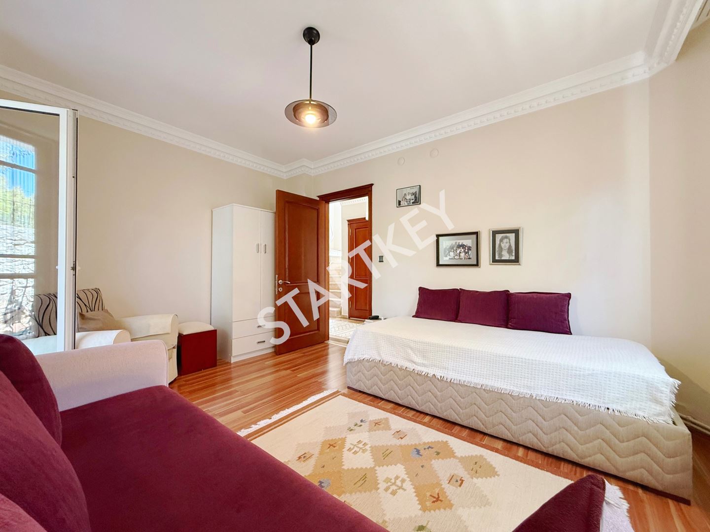 Property-photo