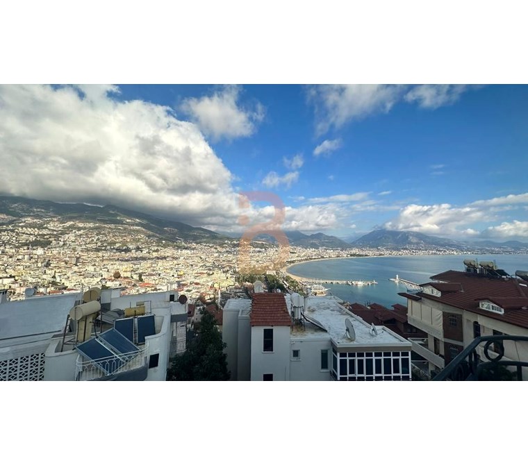 Alanya Kaleiçi'nde satılık 1+1