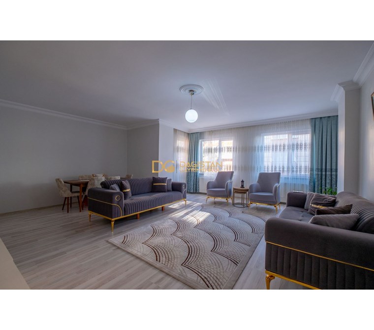 AVCILAR PELİCAN AVM KARŞISINDA SATILIK 2+1 DAİRE