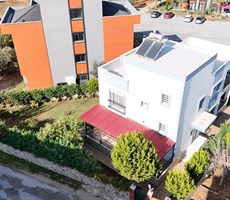 KUŞADASI DAVUTLAR MERKEZDE SATILIK 4+1 VİLLA
