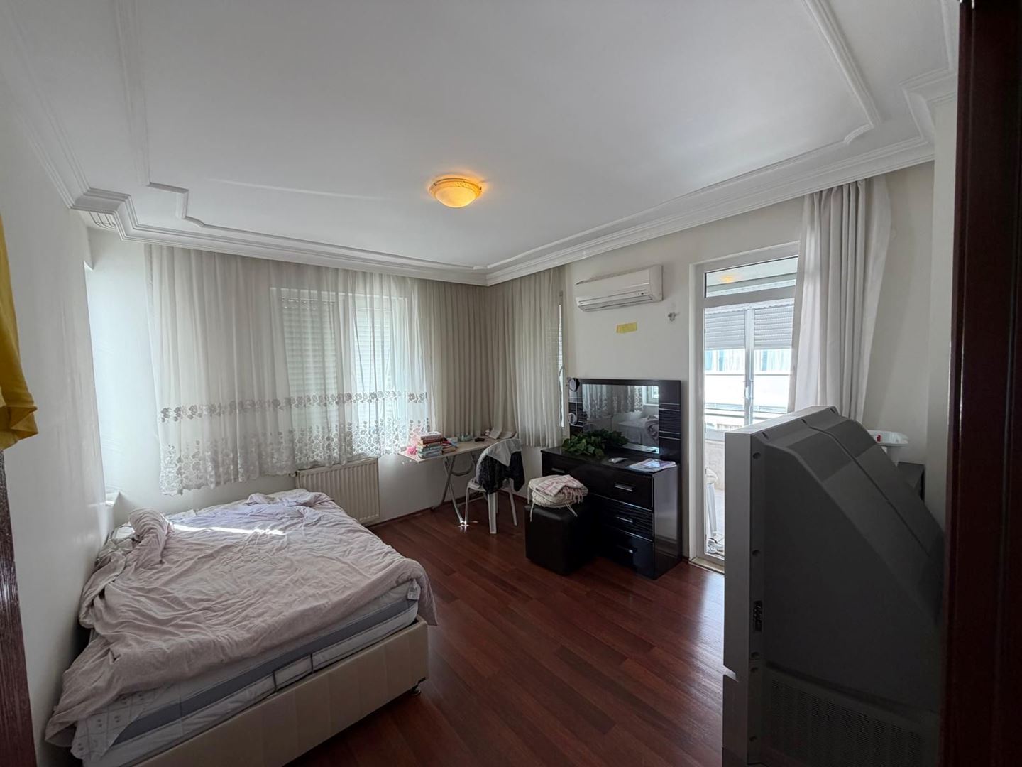 Property-photo