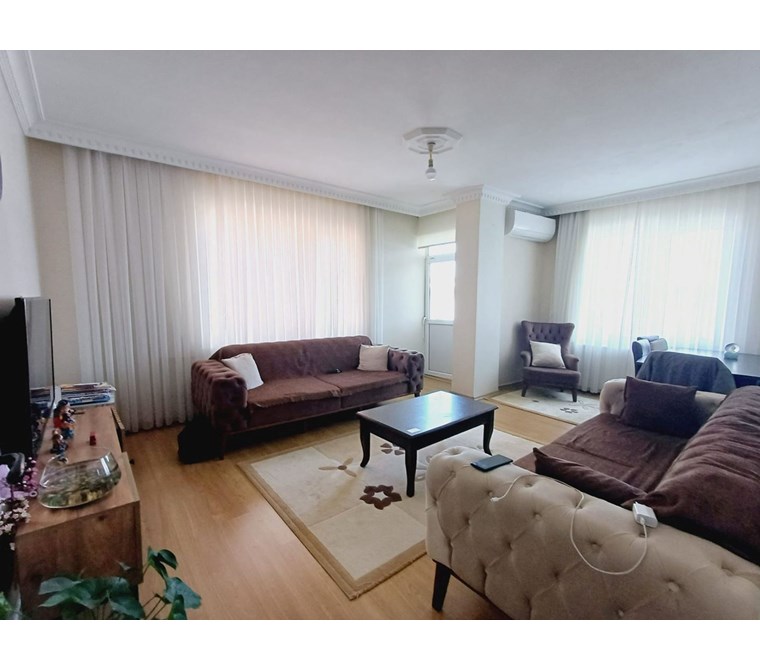 GÜZELTEPE MAHALLESİNDE BALKONLU SATILIK 2+1 DAİRE