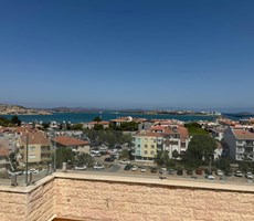 ALTIN EMLAKTAN AYVALIKTA SATILIK DENİZ MANZARALI 4+1ÇATI DUBLEKS