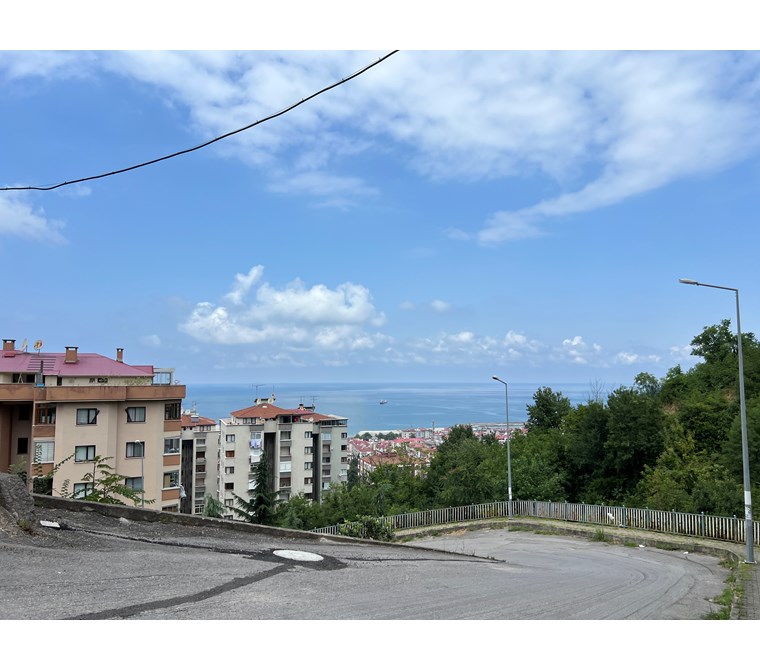 Trabzon Ortahisar 2 Nolu Erdoğdu'da Deniz Manzaralı 3+1 Satılık Daire, Site İçinde 145 m²