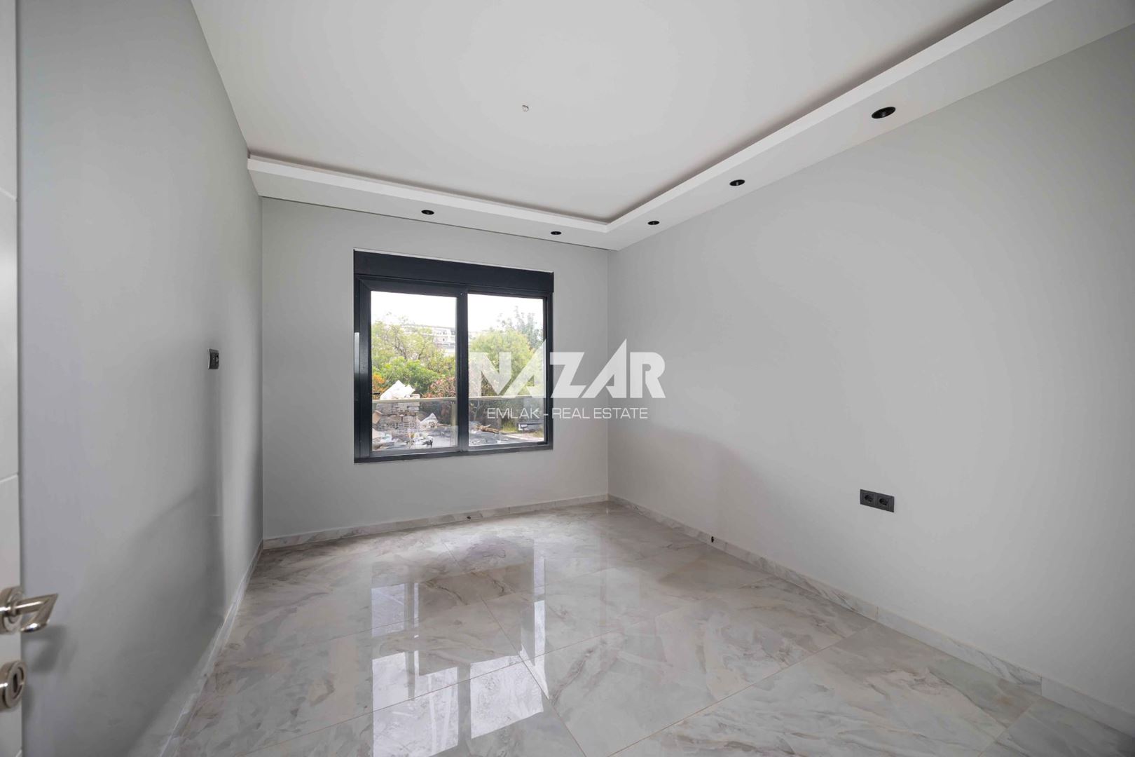 Alanya Oba Mahallesi’nde Satılık 1+1 Daire