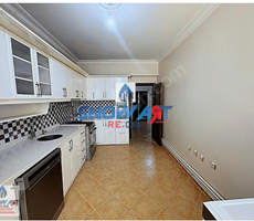 SNOW ART REOS GYMDEN ÇAYKARA CADDESİNDE SATILIK FIRSAT DAİRE