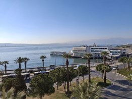 KARŞIYAKA İSKELESİ KARŞISI YALI DAİRESİ
