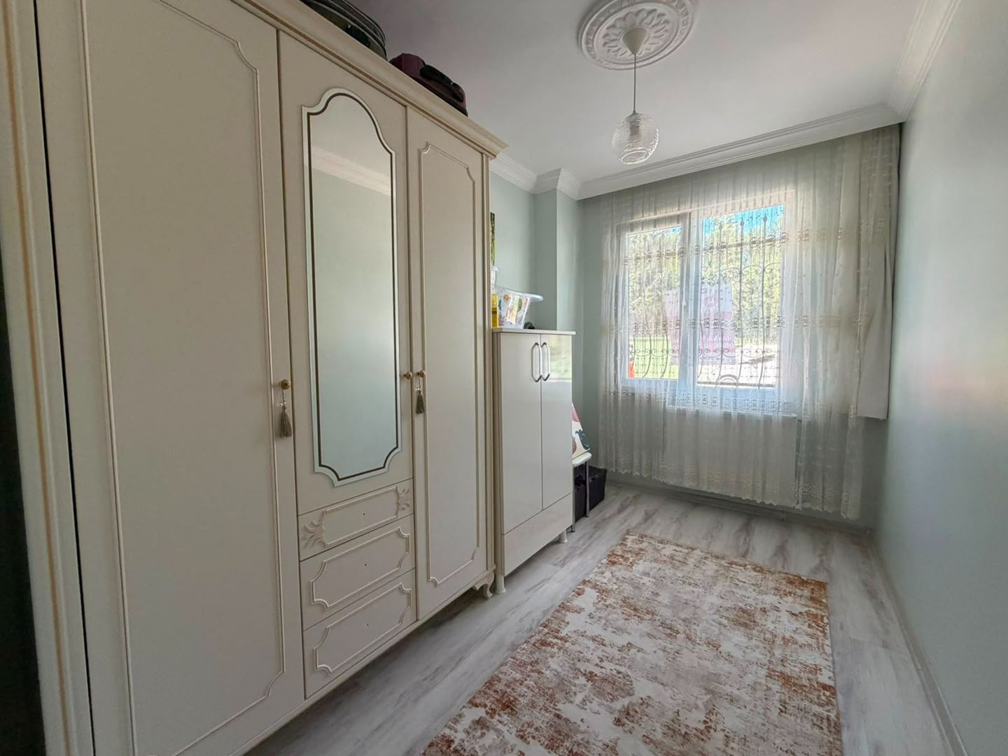 Property-photo