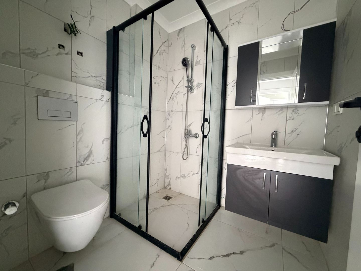 BRAND-NEW 1+1 APARTMENT 400 M FROM THE SEA IN ALANYA MAHMUTLAR