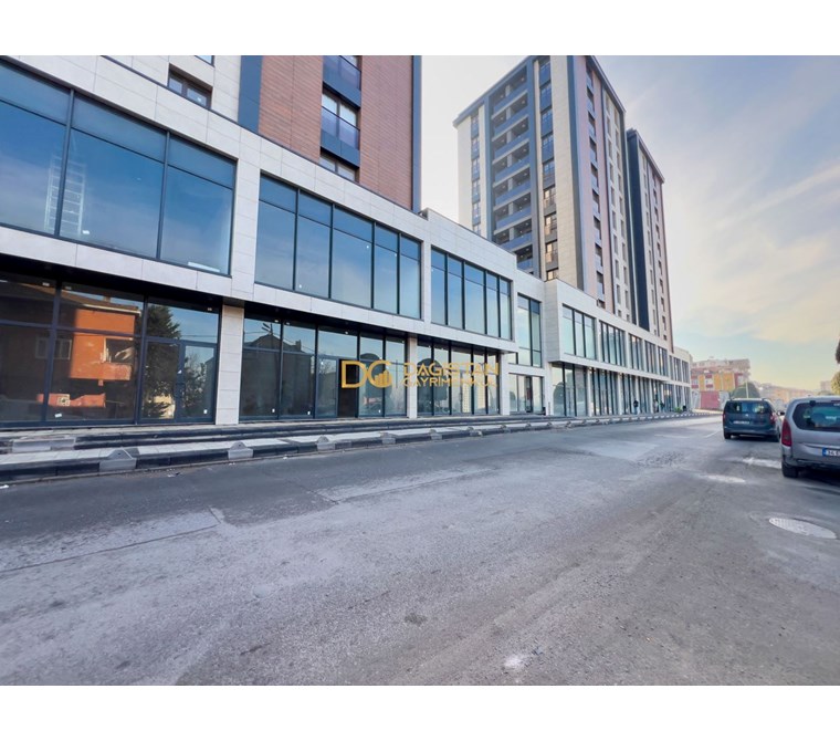 MAHMUTBEYDE ŞEHİR MANZARALI SİTE İÇİ 3+1 LÜX KİRALIK SIFIR DAİRE