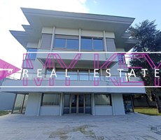 MyKey'den YENİKÖY'de Boğaz Manzaralı SATILIK VİLLA