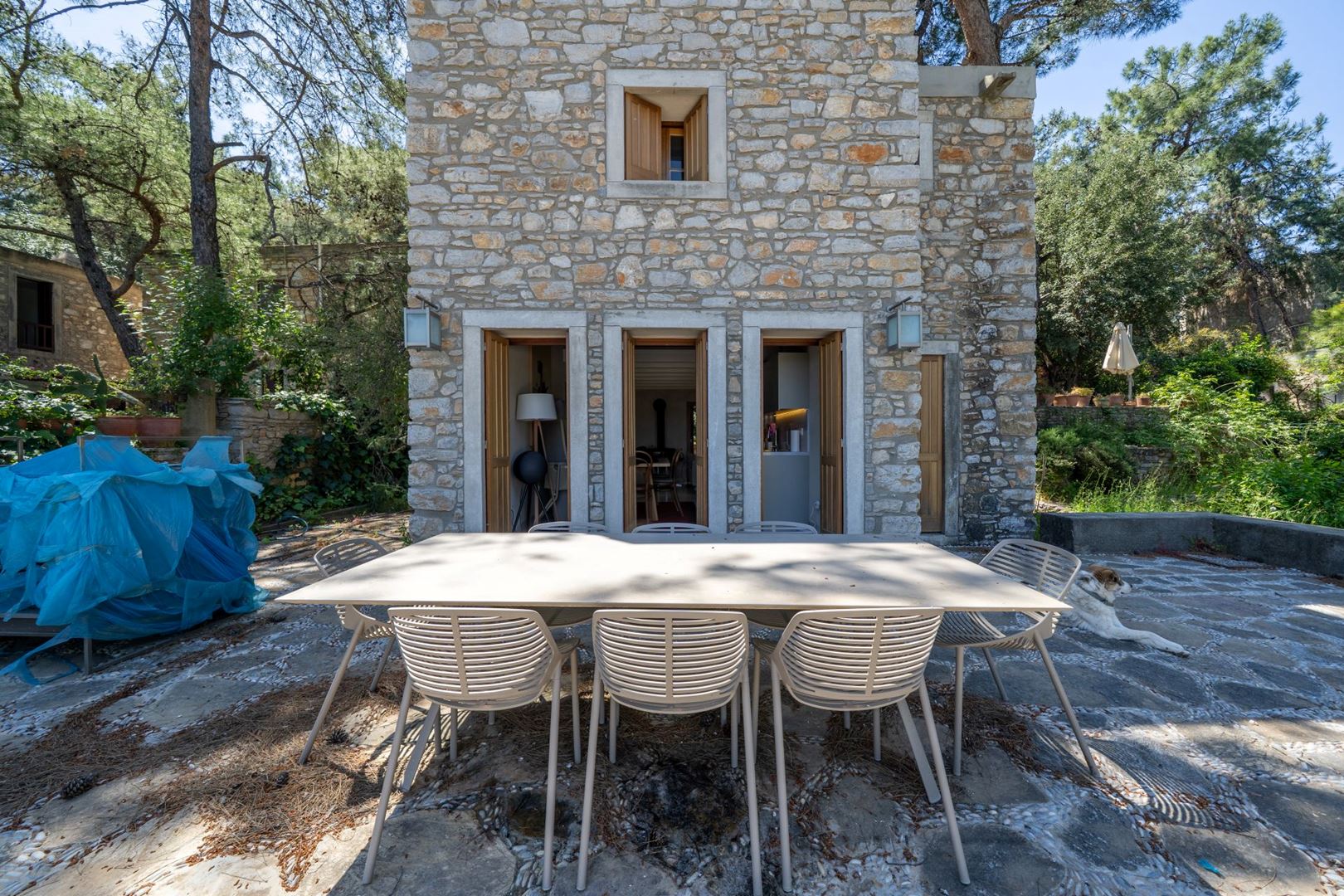 Property-photo