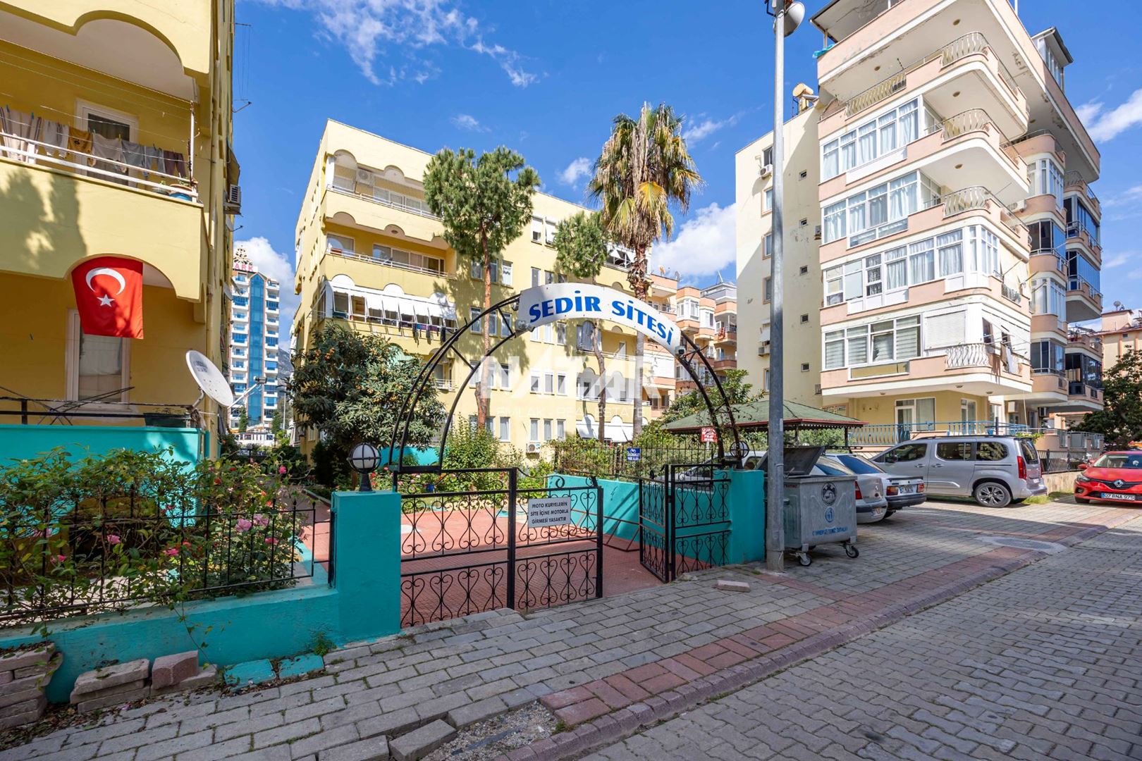 Property-photo