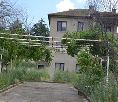 Kırklareli Babaeski Pancar Köyde Satılık Arsa İçinde Üç Katlı Villa
