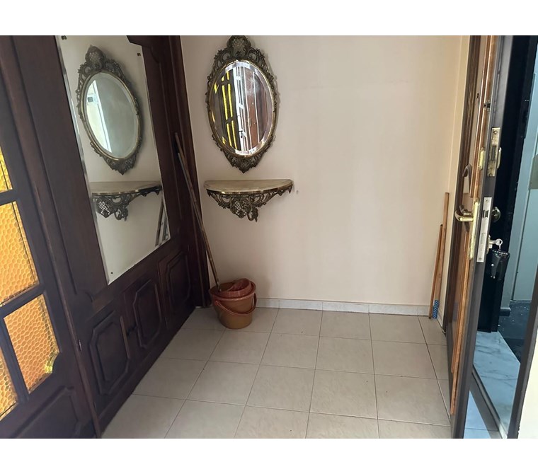 Göztepe'de Çift Cepheli Asansörlü Deniz Manzaralı Kiralık Yalı Dairesi